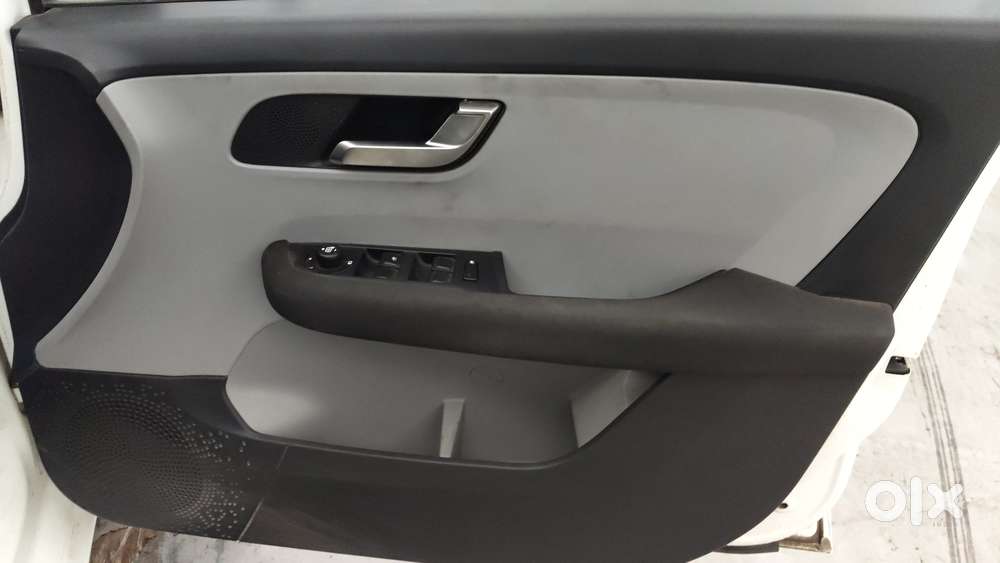 Tata Altroz Xz, 2020, Petrol