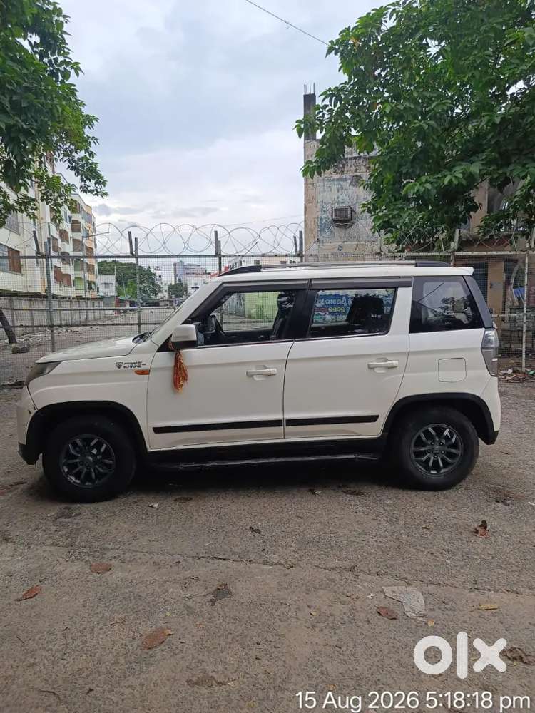 Mahindra Tuv 300 2019