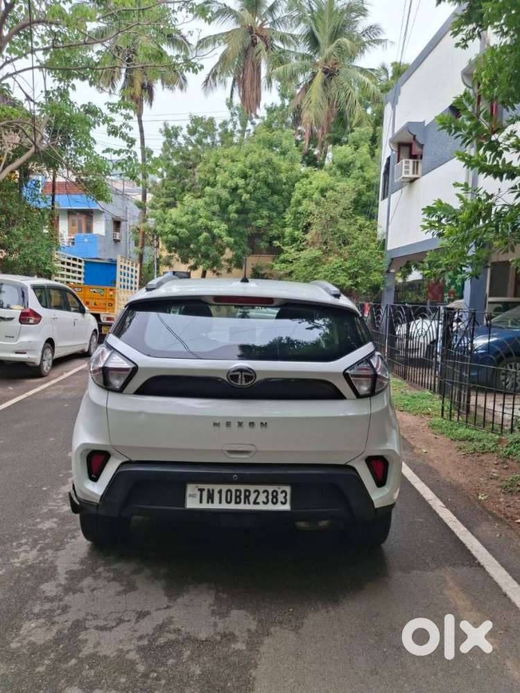 Tata Nexon 1.2 Revotron Xma Amt (s), 2022, Petrol