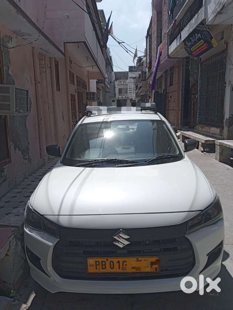 Maruti Suzuki Swift Dzire Vxi Optional, 2025, Cng & Hybrids