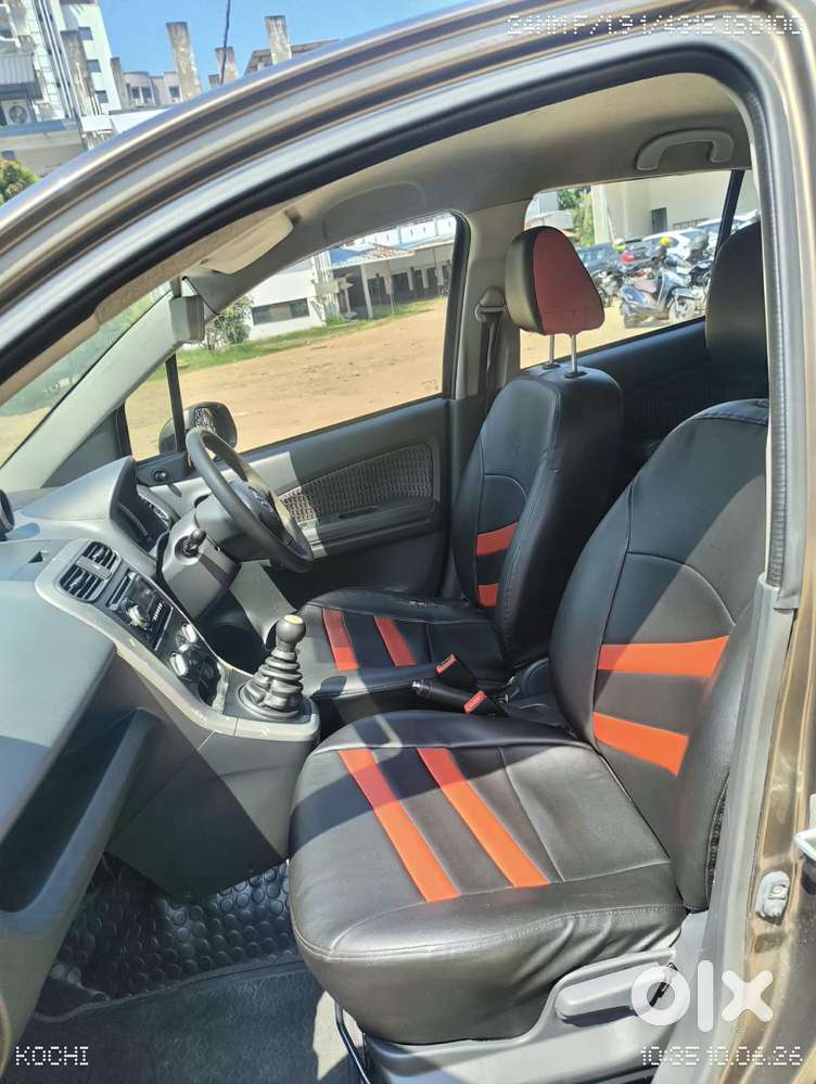 Maruti Suzuki Ritz Vxi, 2013, Petrol