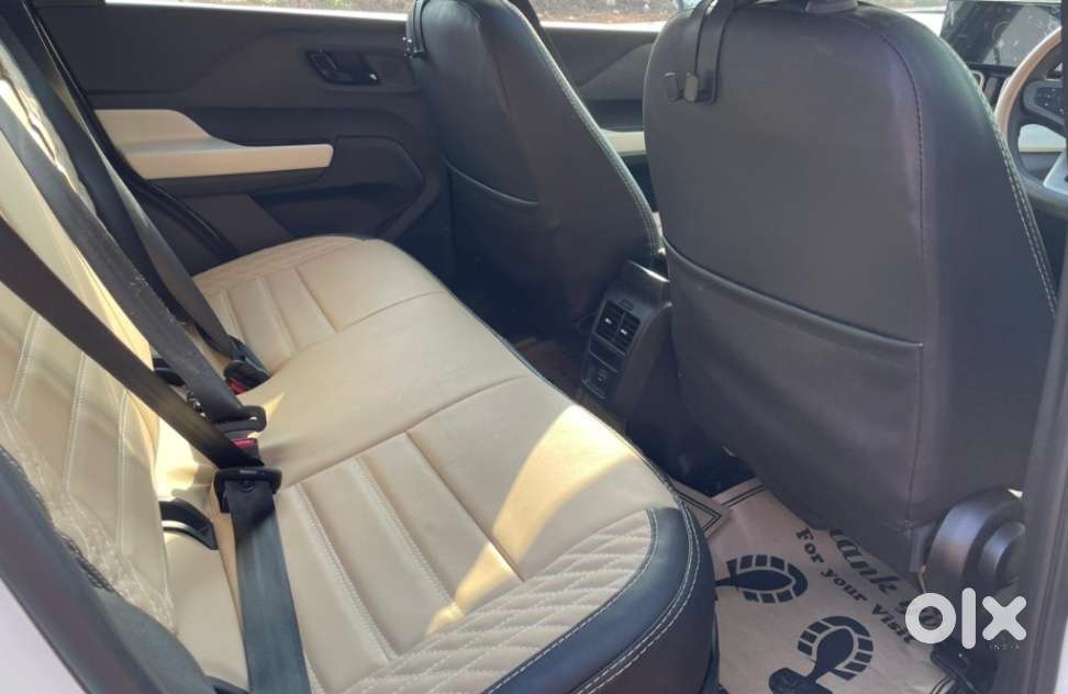 Tata Punch Accomplished Amt Sunroof, 2025, Petrol