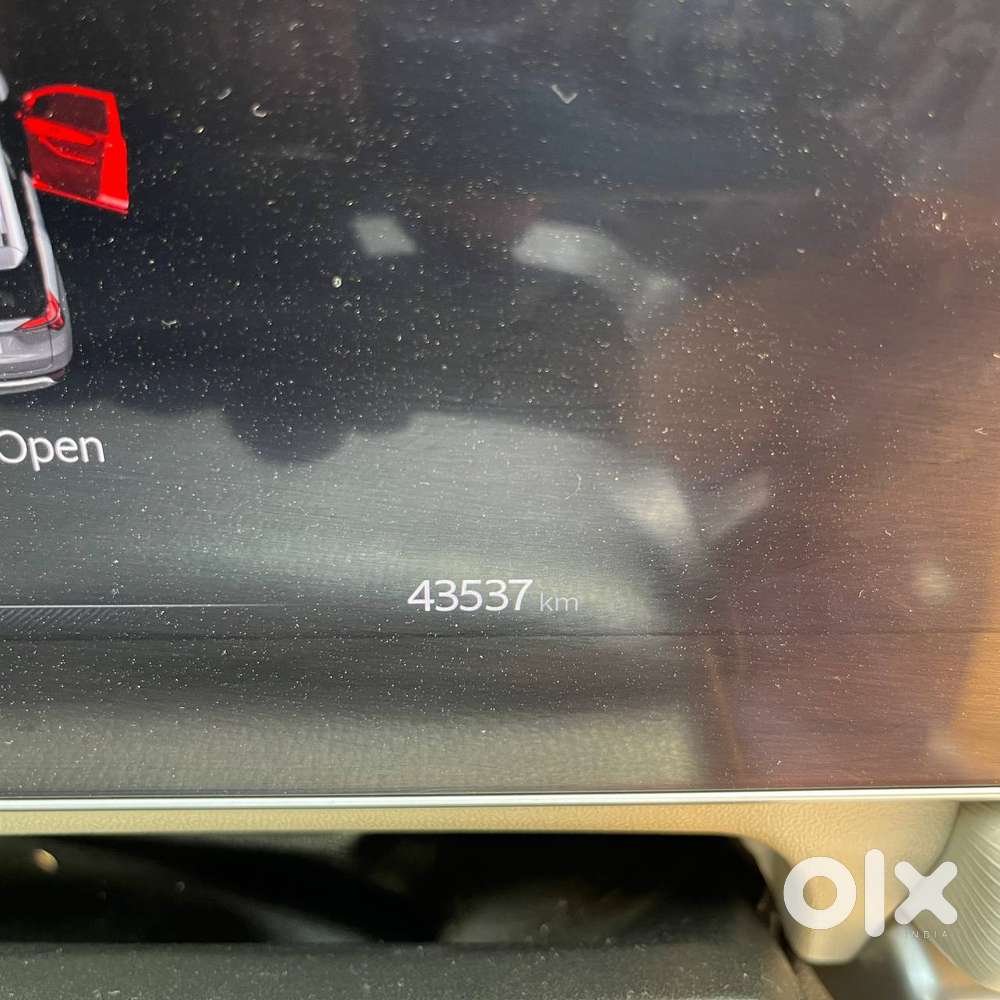 Mahindra Xuv700 2.2 Ax 5 Diesel At 7 Str, 2022, Diesel