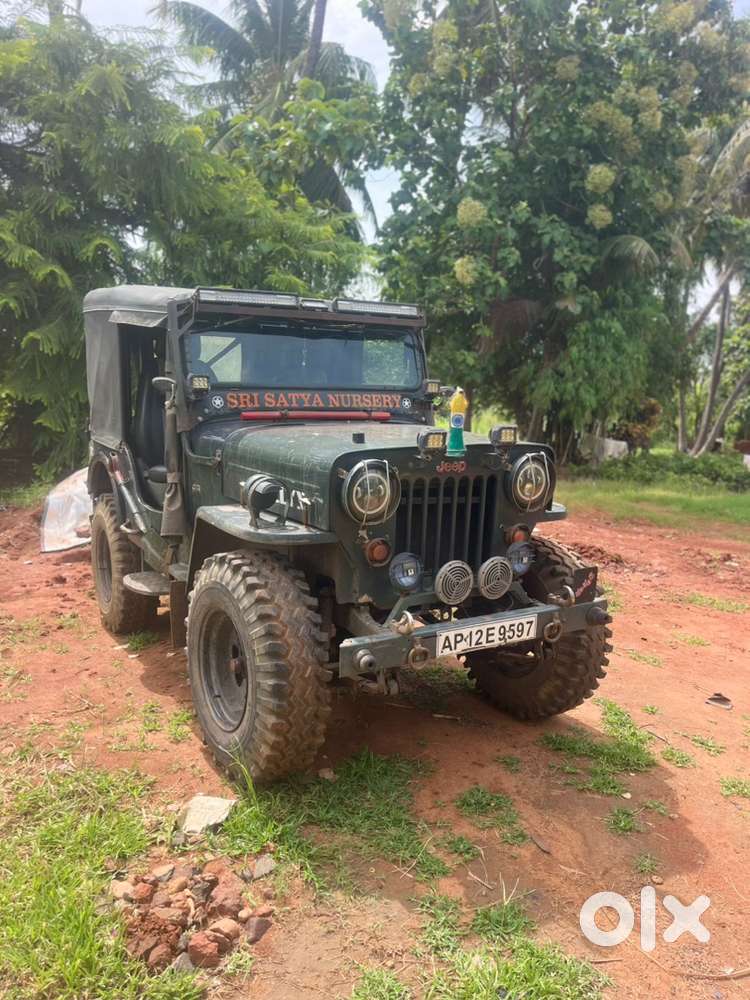 Mahindra Jeep 1985