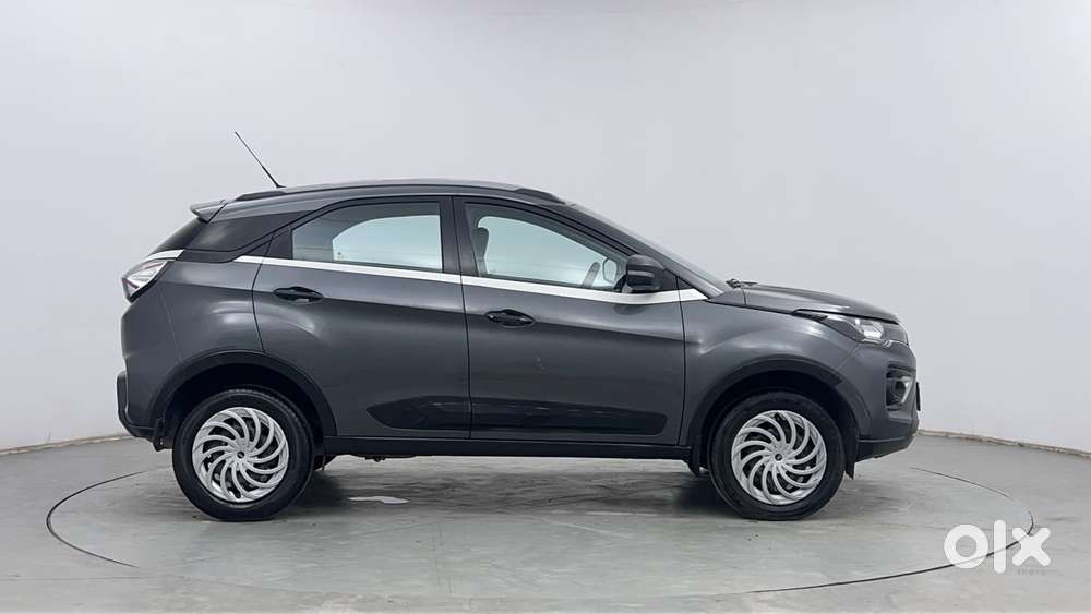 Tata Nexon 1.2 Revotron Xm (s), 2021, Petrol