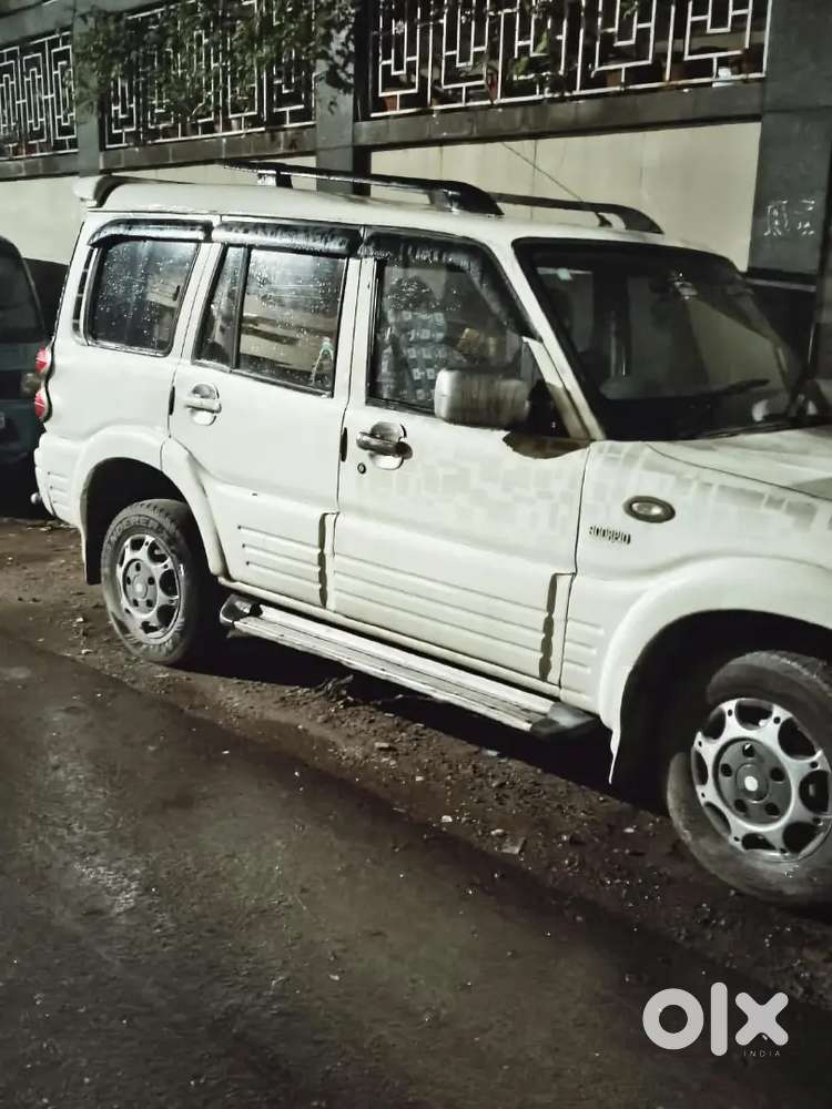 Mahindra Scorpio Classic Mt 16