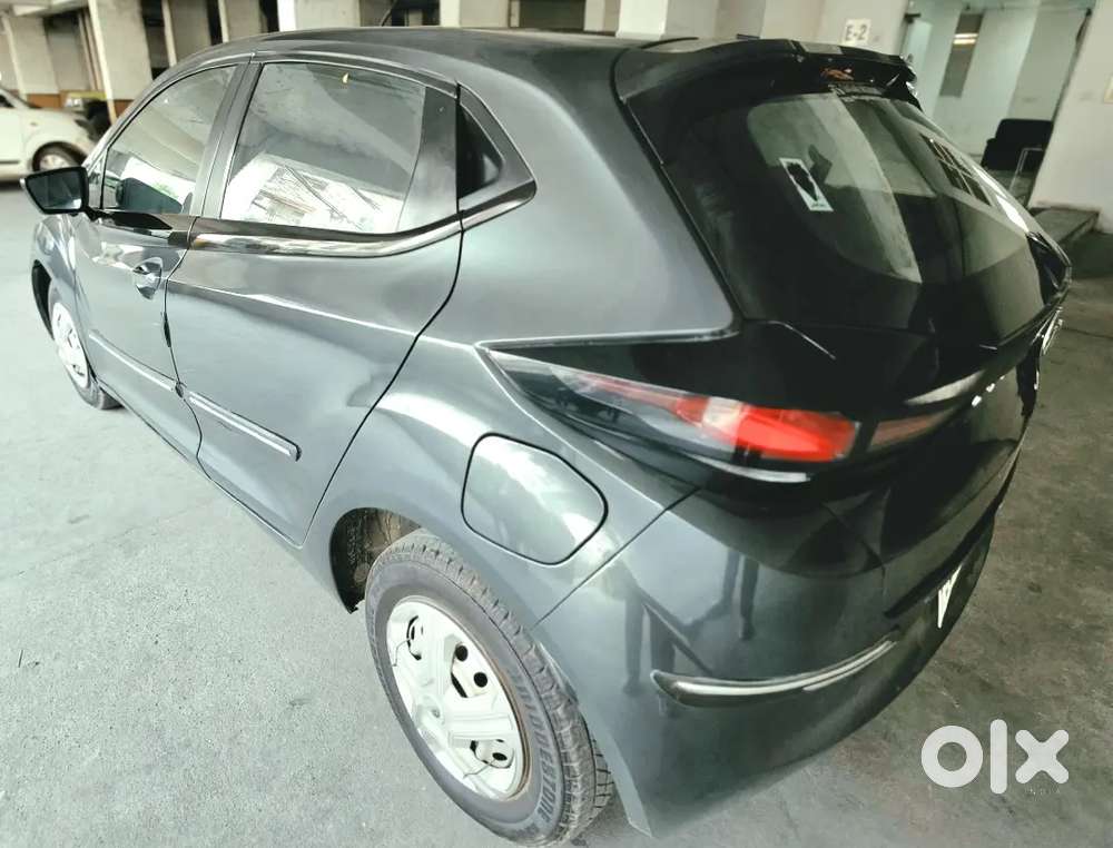 Tata Altroz Petrol 2021