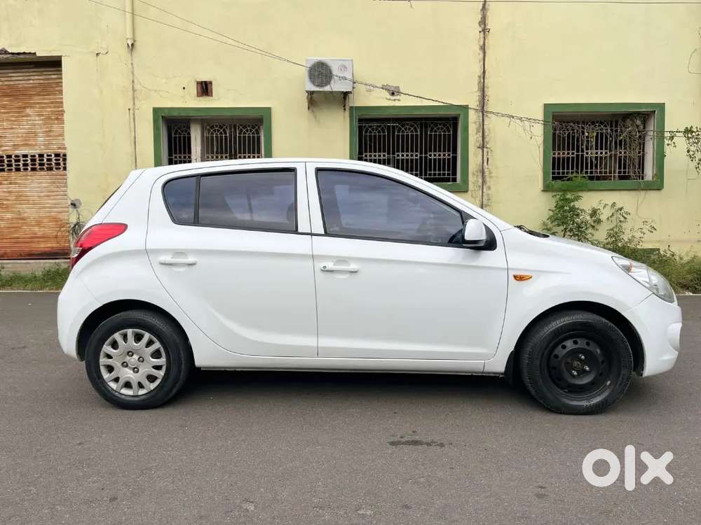 Hyundai I20 2011 Petrol 94000 Km Driven