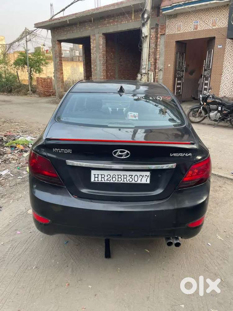 Hyundai Fluidic Verna 2012 Petrol 93350 Km Driven