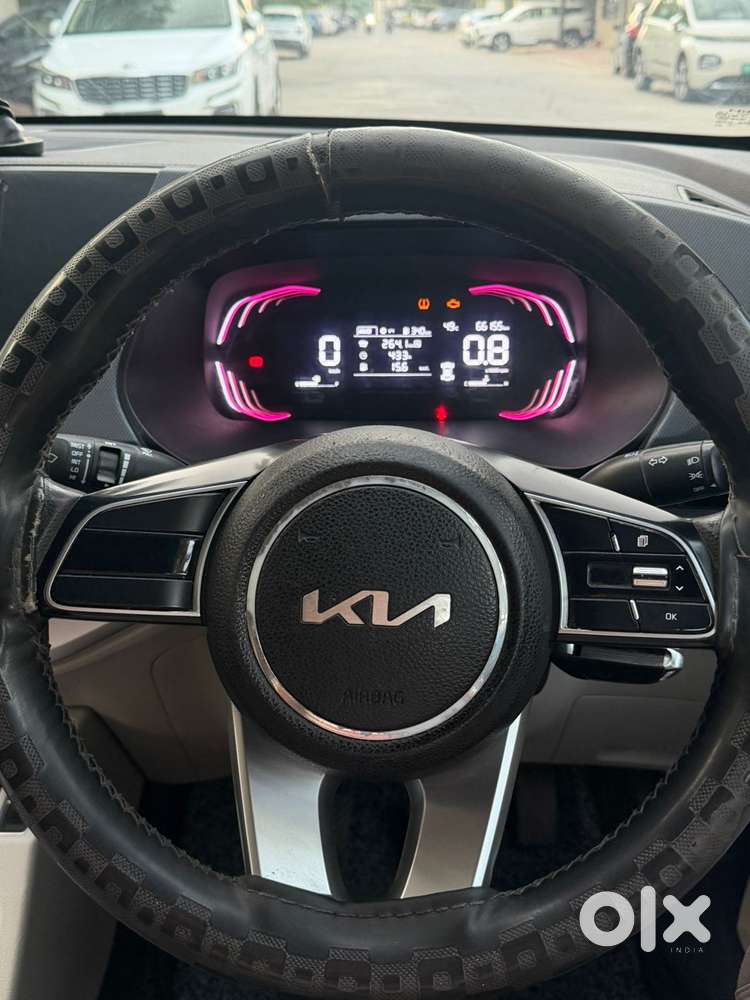 Kia Carens 1.4 Premium 7 Str, 2022, Diesel