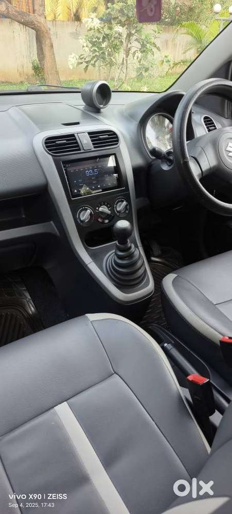 Maruti Suzuki Ritz Vxi, 2012, Petrol