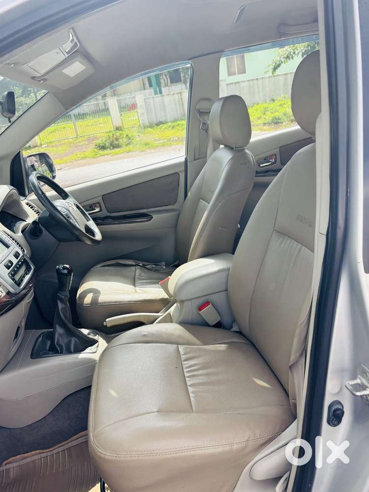 Toyota Innova 2.5 Vx 7 Str Bs-iii, 2012, Diesel
