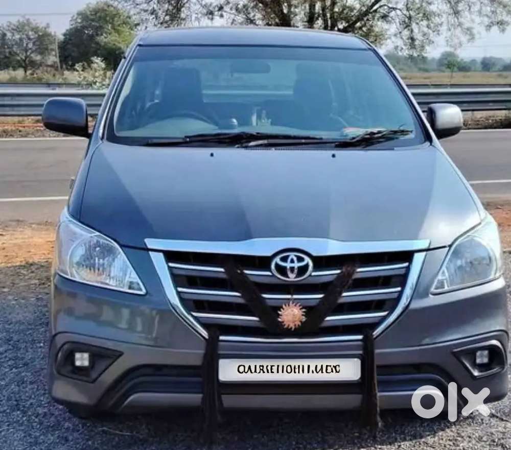 Toyota Innova 2015 Diesel 112000 Km Driven