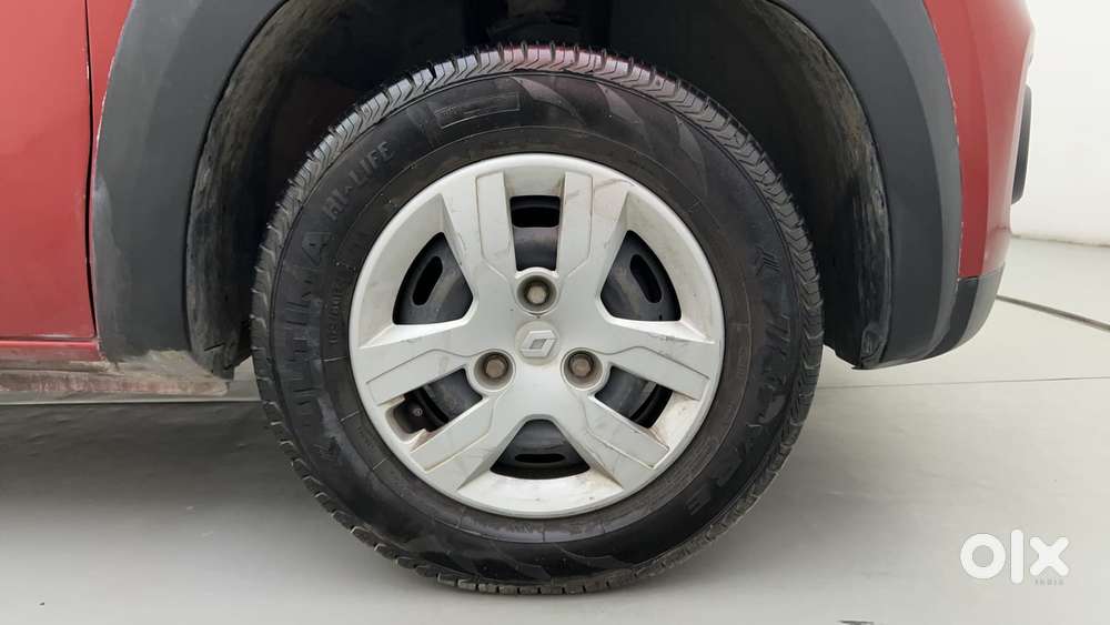 Renault Kwid 2019-ongoing 1.0 Rxt Amt (o), 2017, Petrol