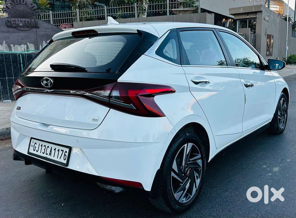 Hyundai I20 Asta (o) 1.2 Mt, 2022, Petrol
