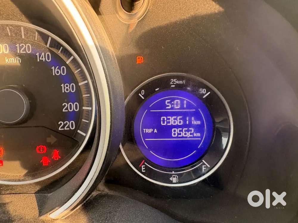 Honda Jazz 2015 Petrol Well Maintained