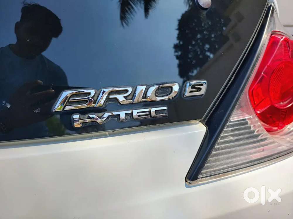 Honda Brio Urgently Sell