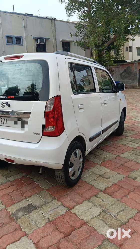 Maruti Wagon R 2016 Amt Vxi (new Tyre)