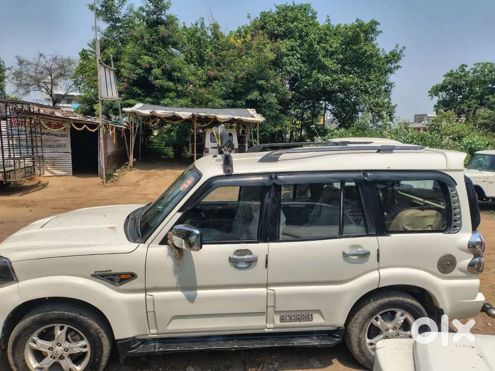 Mahindra Scorpio S10 2015 Year