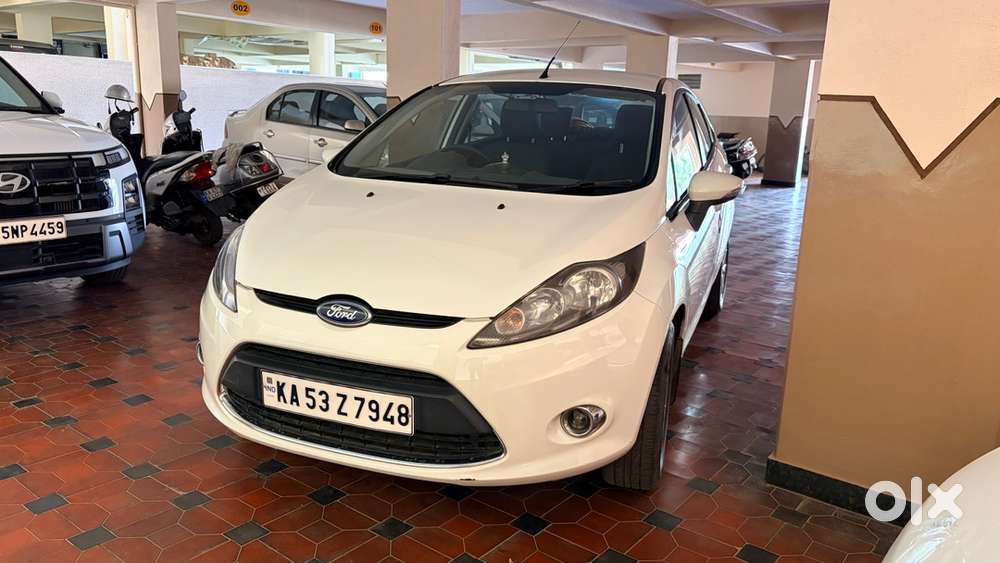 Ford Global Fiesta Diesel Manual 2012 Year