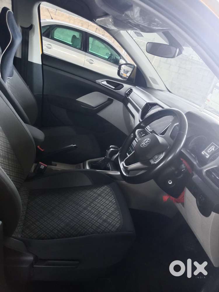 Volkswagen Taigun 1.0 Tsi Highline At, 2023, Petrol