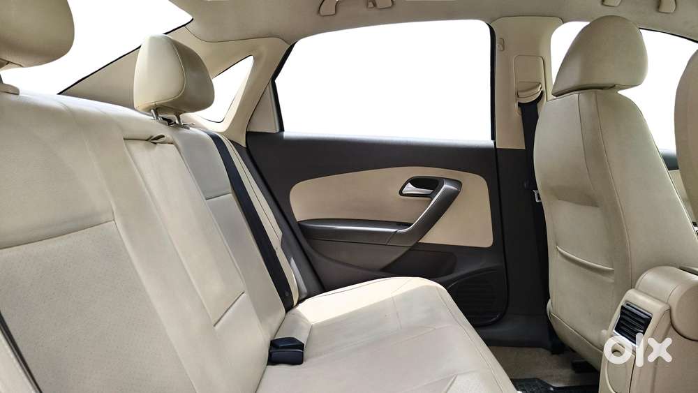 Volkswagen Vento 2010-2013 Petrol Highline, 2014, Petrol