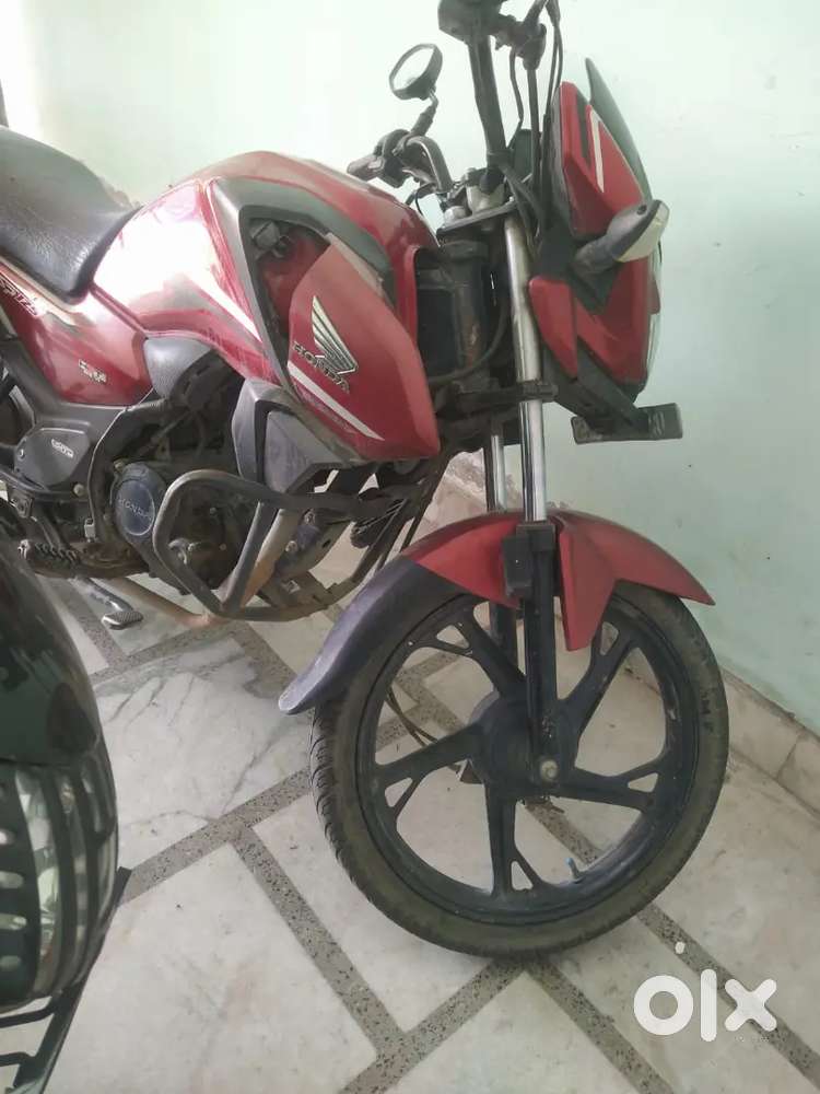 Swift Vdi Maruti 2016 And Bike Honda Sp125