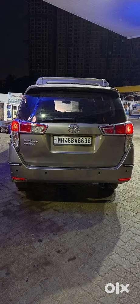Toyota Innova Crysta 2017