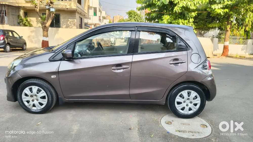 Honda Brio Mt 2012