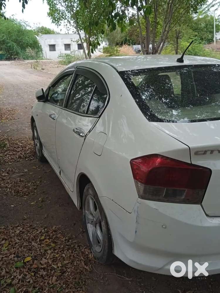 Honda City 2010 Car Variant