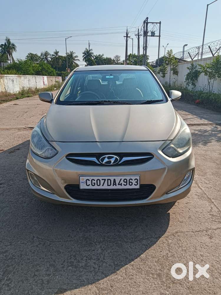 Hyundai Verna Fluidic 1.6 Vtvt Sx, 2013, Petrol