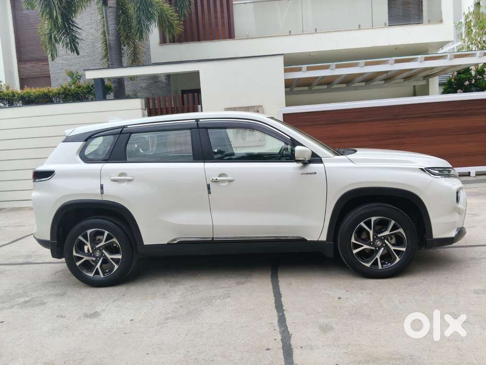 Toyota Urban Cruiser Hyryder 1.5 S Hybrid, 2024, Petrol