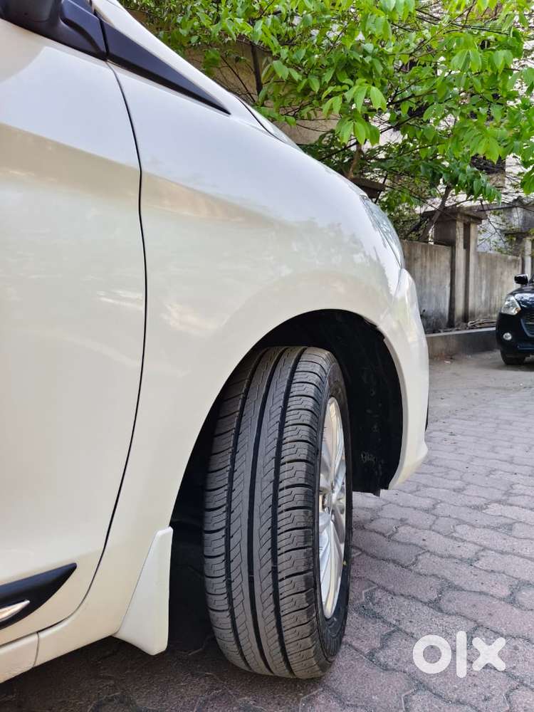 Maruti Suzuki Ertiga Zxi Shvs, 2021, Petrol