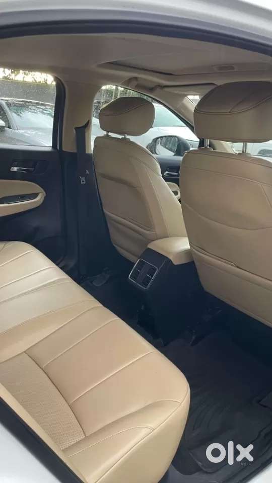 Honda City Zx Petrol Mt, 2022, Petrol