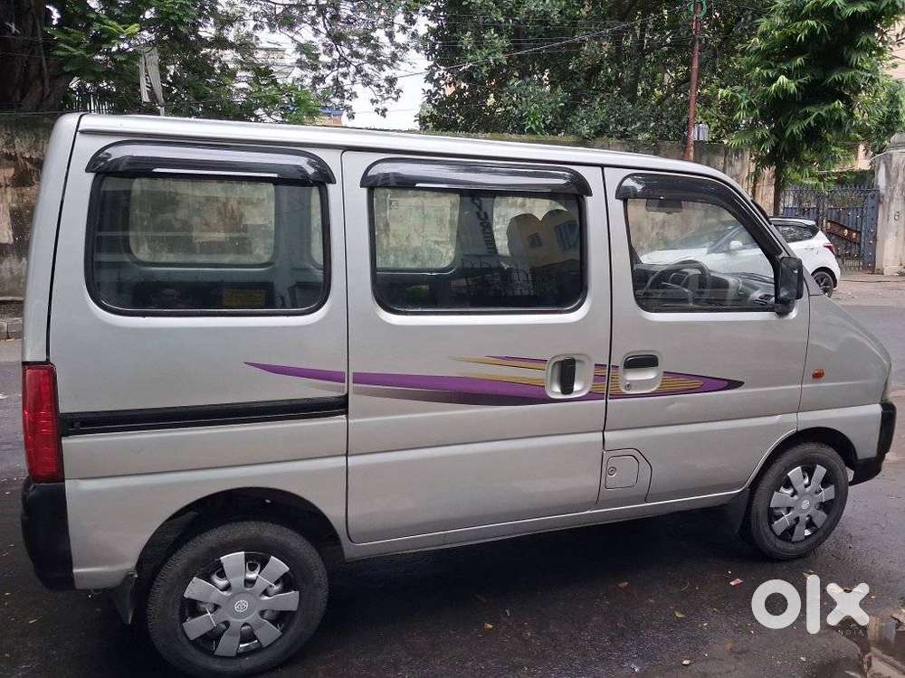 Maruti Suzuki Eeco 5 Seater Ac, 2011, Petrol
