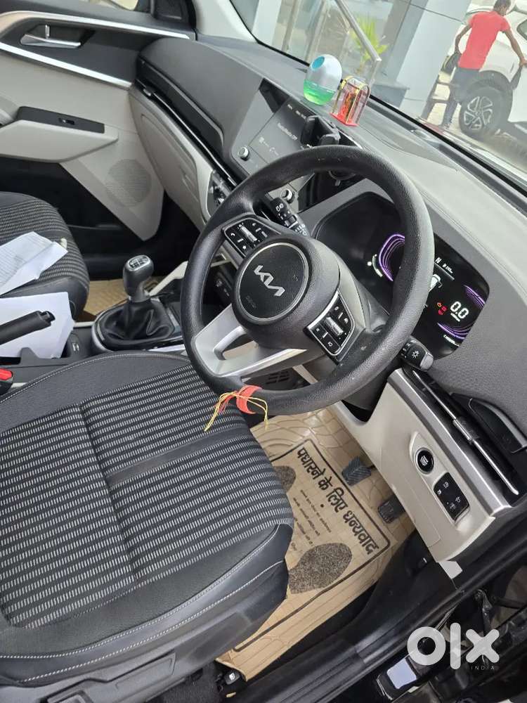 Kia Carens 2024 Diesel 36800 Km Driven