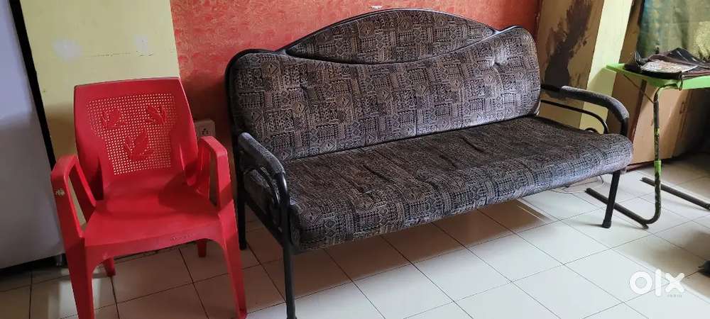 3 seater sofa strong metal frame