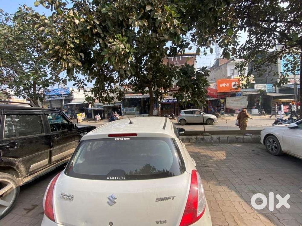 Maruti Suzuki Swift 2017 Diesel 130000 Km Driven