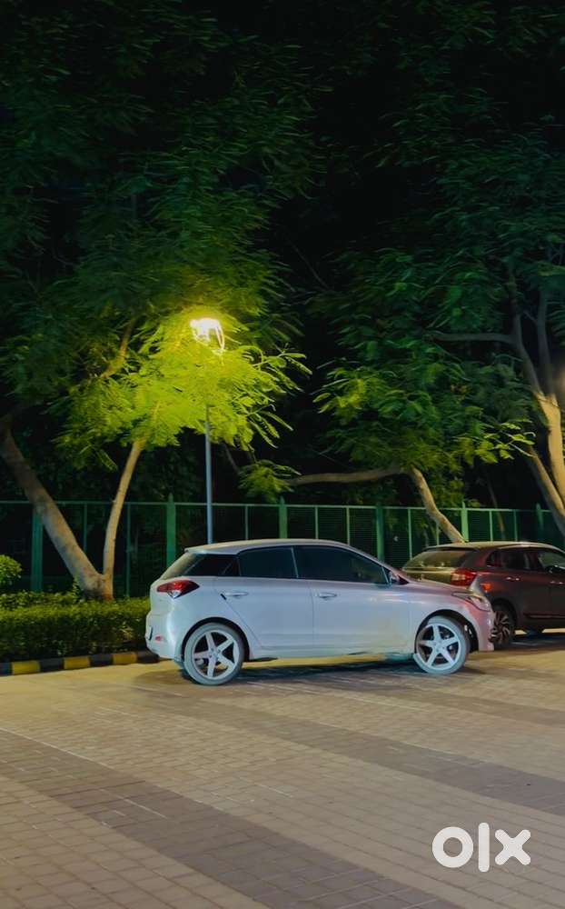 Hyundai I20 2017 Cng & Hybrids 900000 Km Driven