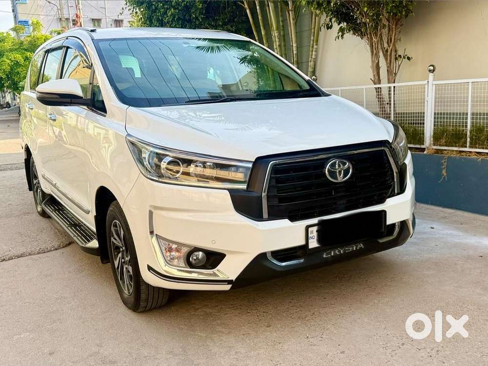 Toyota Innova Crysta 2023 Diesel Well Maintained