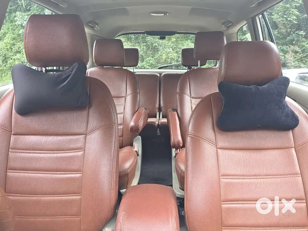 Toyota Innova 2011 Diesel Car