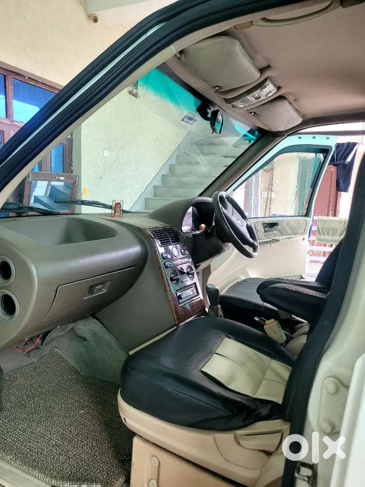 Tata Safari Dicor 2013