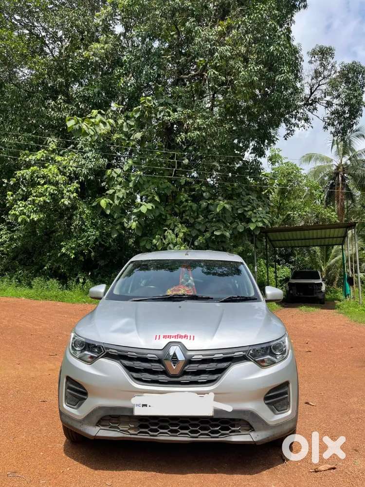 Single Hand Driving By Father