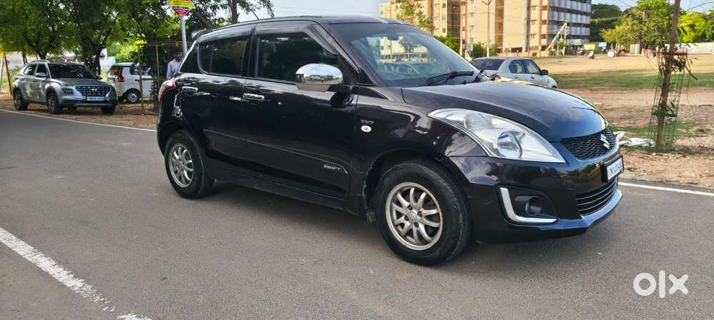 Maruti Suzuki Swift Vxi, 2015, Petrol