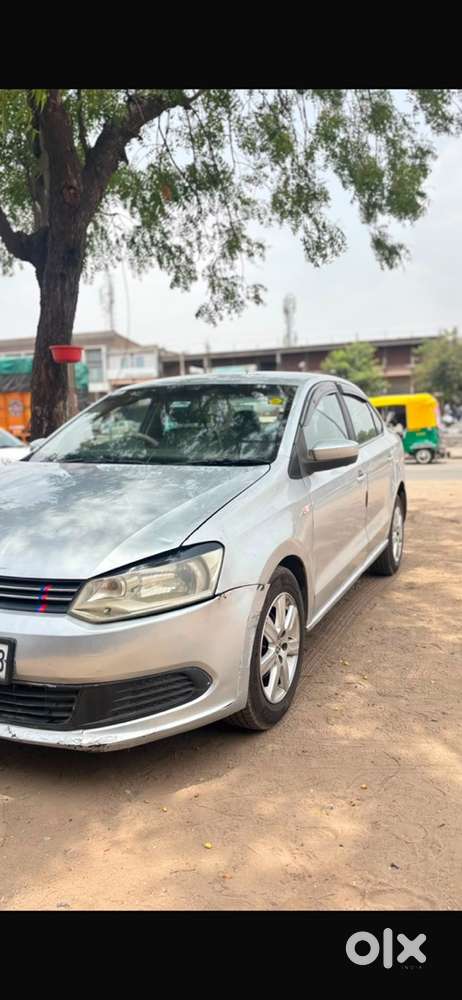 Volkswagen Vento Petrol 2011