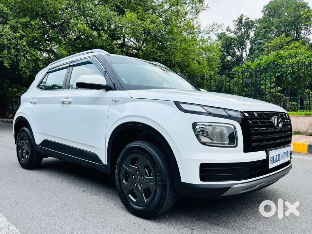 Hyundai Venue, 2025, Petrol