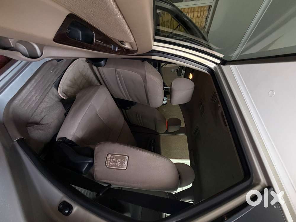 2015 Toyota Innova 2.5 Vx Diesel Manual 8-seater - Good Condition