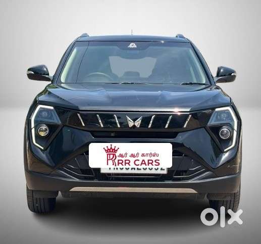 Mahindra Xuv 3xo Ax5 Pm Mt, 2025, Petrol