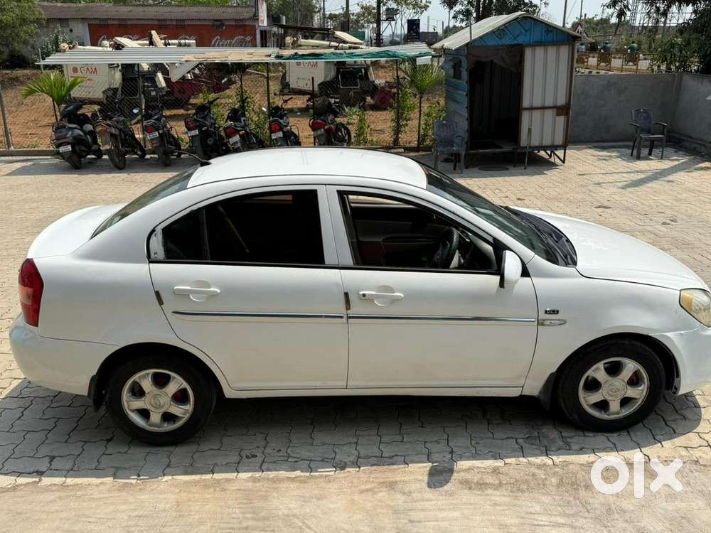 Hyundai Verna 2010 Diesel Well Maintained
