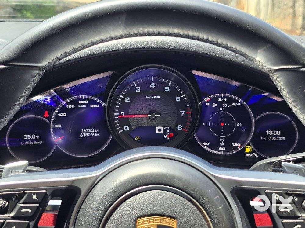 Porsche Cayenne Platinum Edition, 2022, Petrol